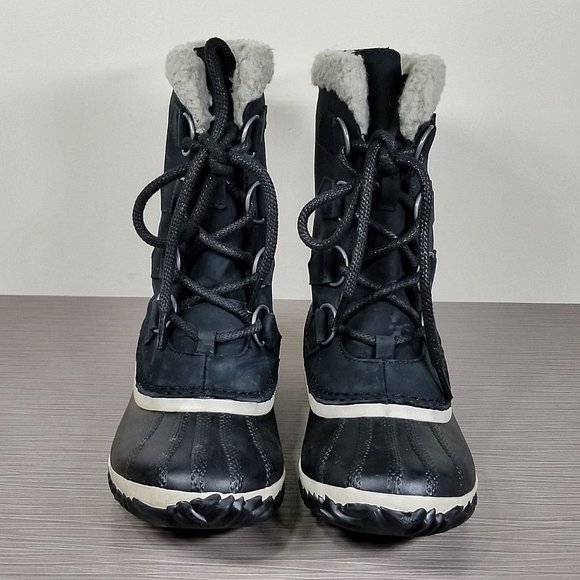 Sorel Caribou Slim Waterproof Boot, Black Leather & Rubber, Womens Size 7 / 38 - Picture 2 of 11